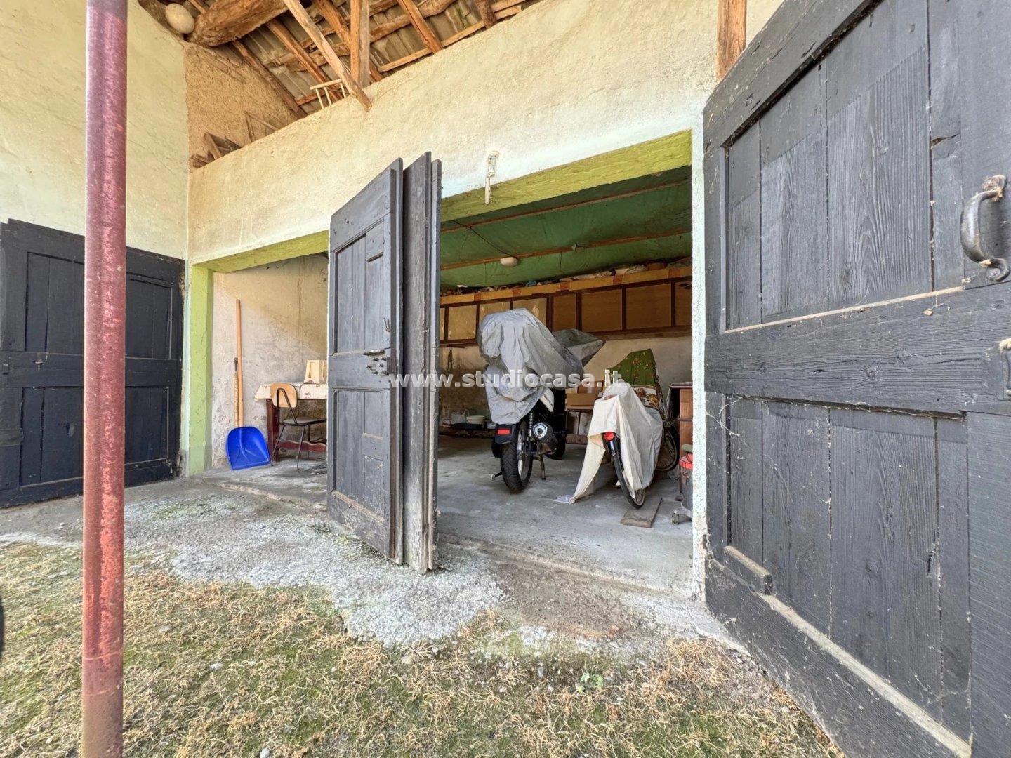 Cascina in vendita a Cremosano