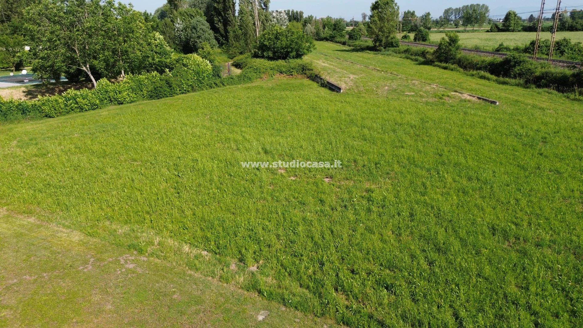 Cascina in vendita a Cremosano