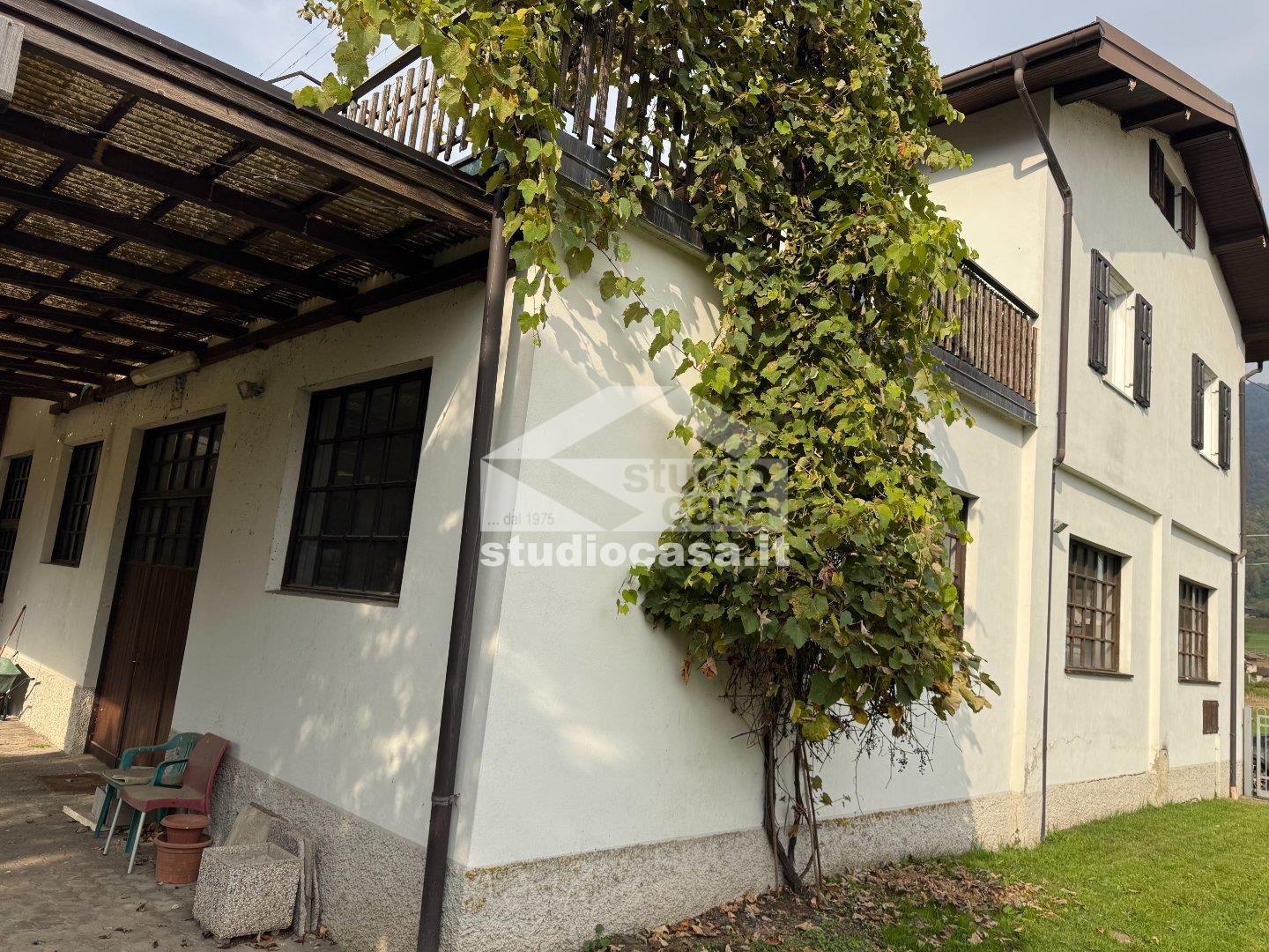 Casa Bifamiliare in vendita a Borgo Valsugana