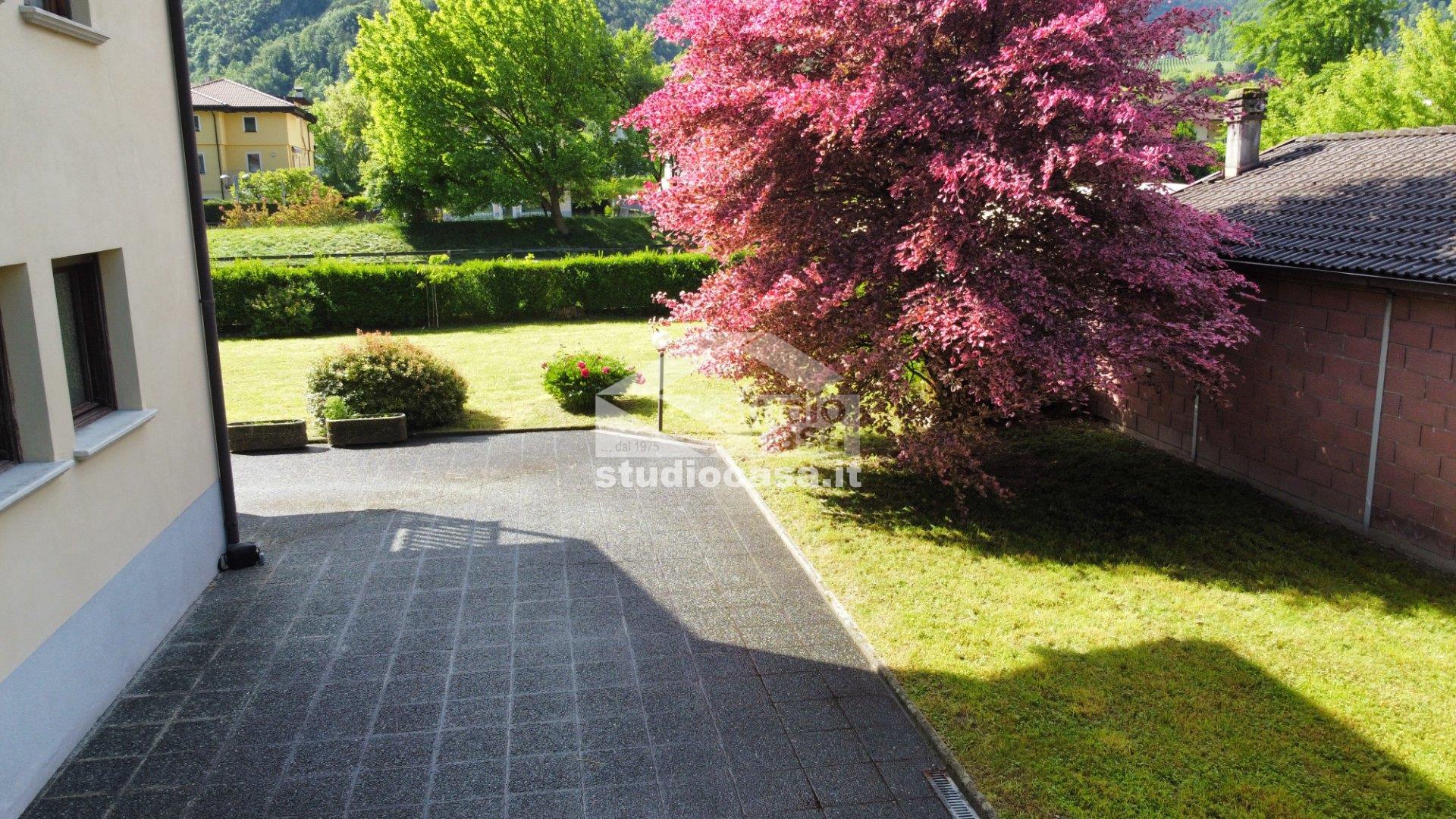 Casa Bifamiliare in vendita a Borgo Valsugana