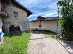 Casa Rustica in vendita a Telve