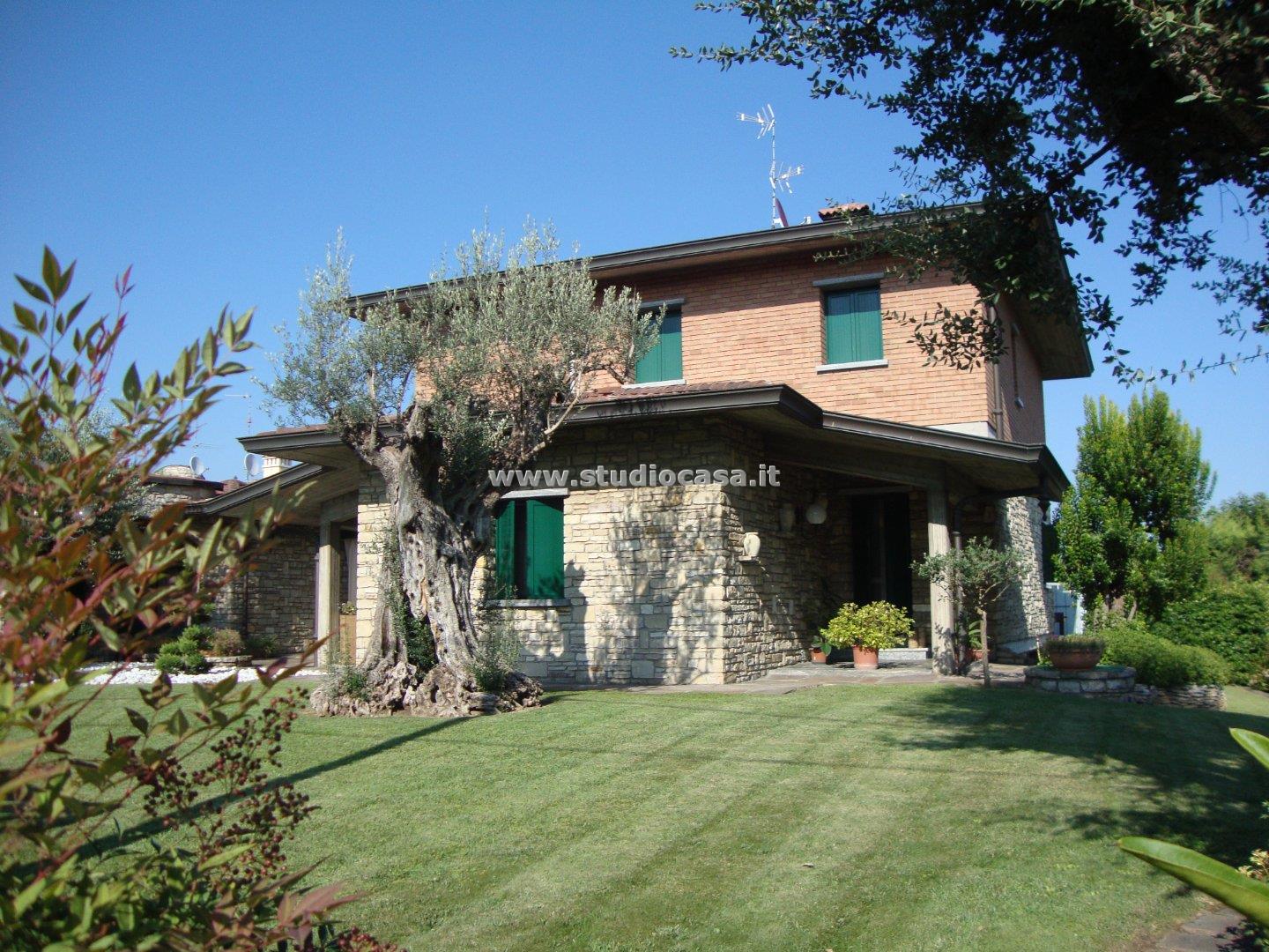 Villa Unifamiliare in vendita a Trenzano