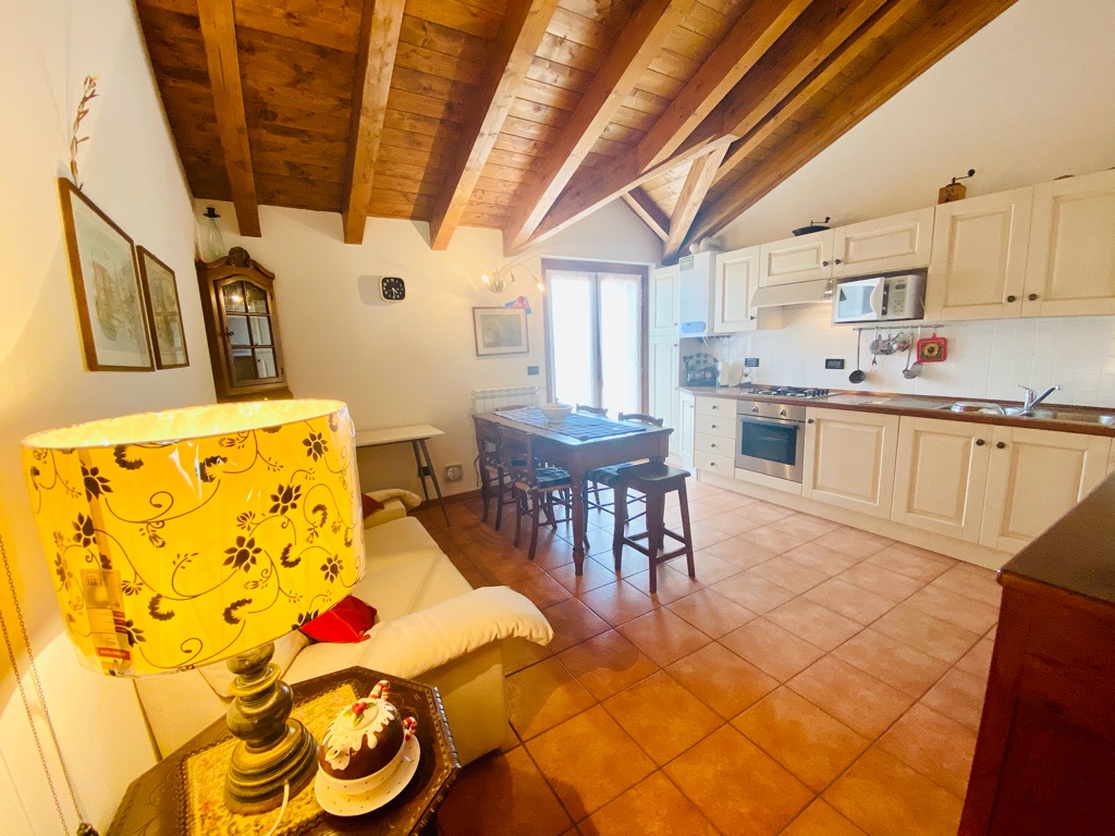 Appartamento in vendita a Aviatico