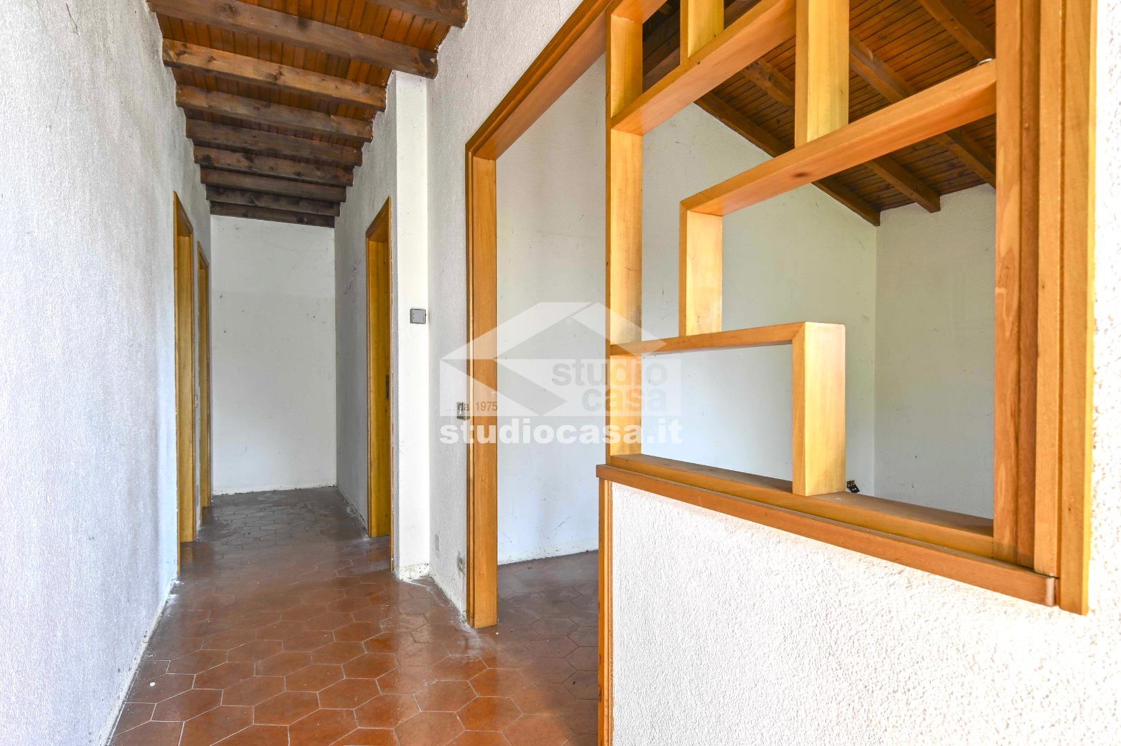 Appartamento in vendita a Selvino