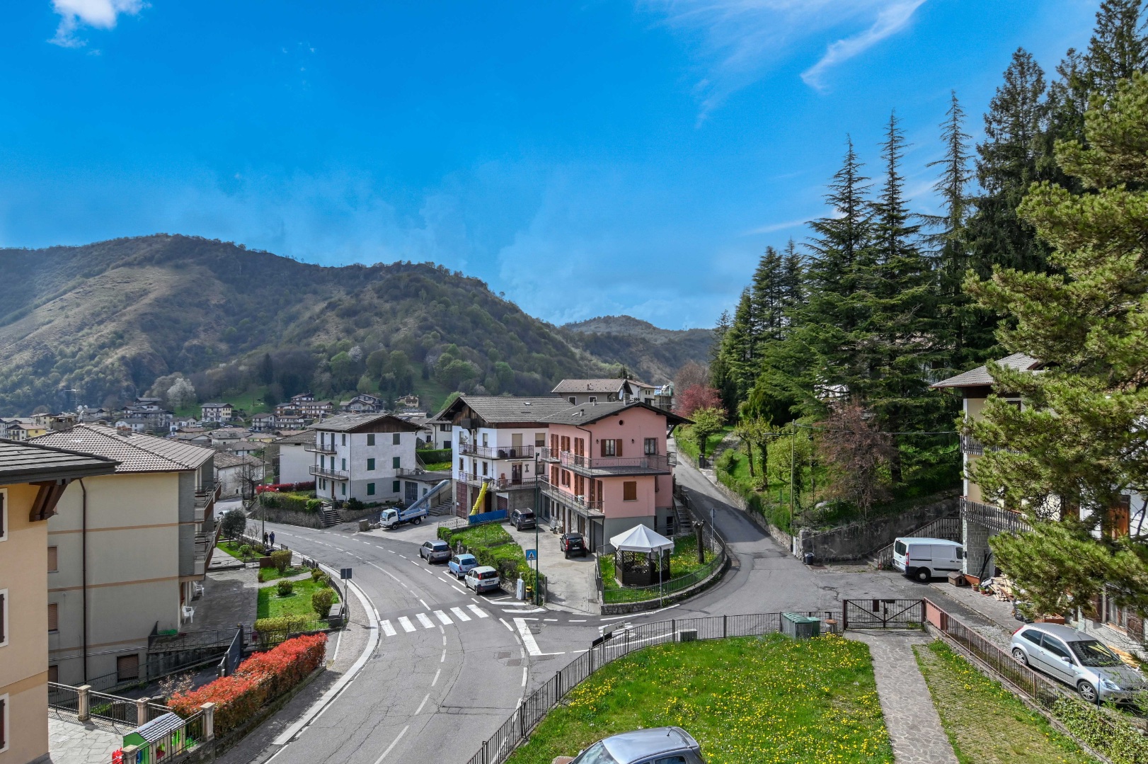 Appartamento in vendita a Selvino