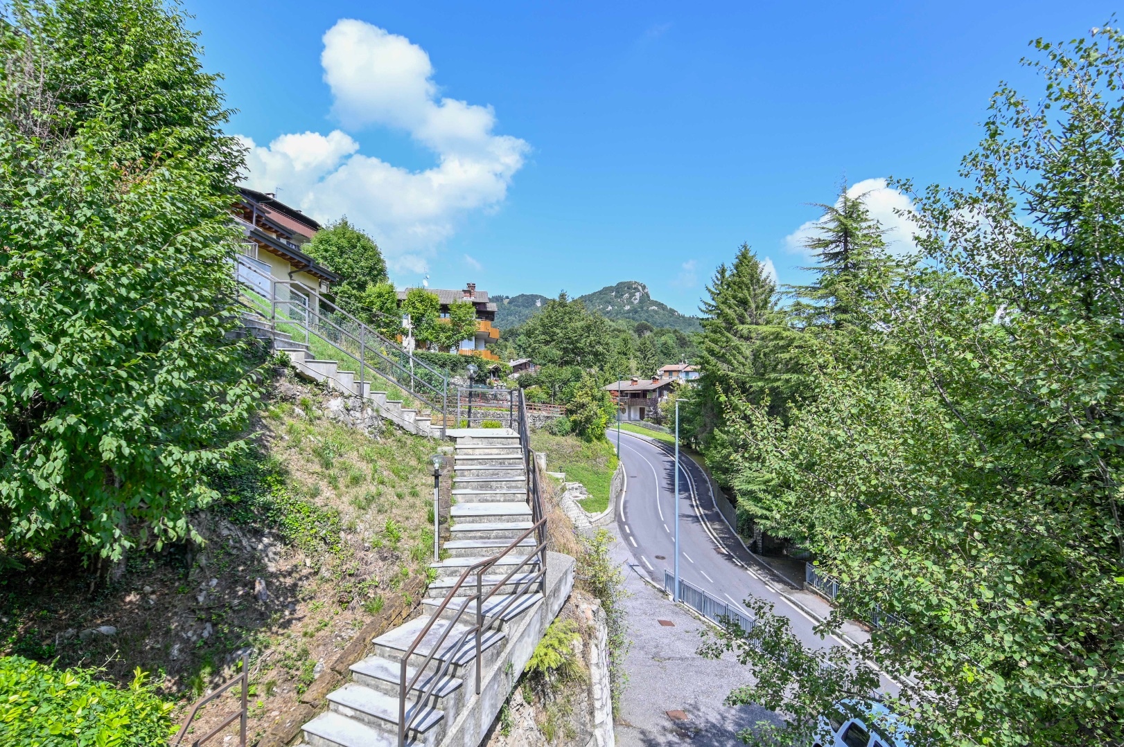 Appartamento in vendita a Selvino