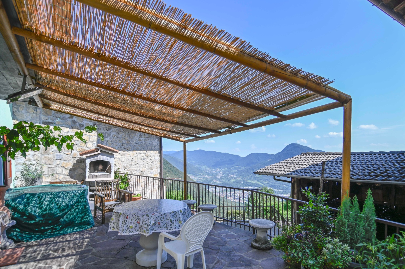 Casa Unifamiliare in vendita a Aviatico