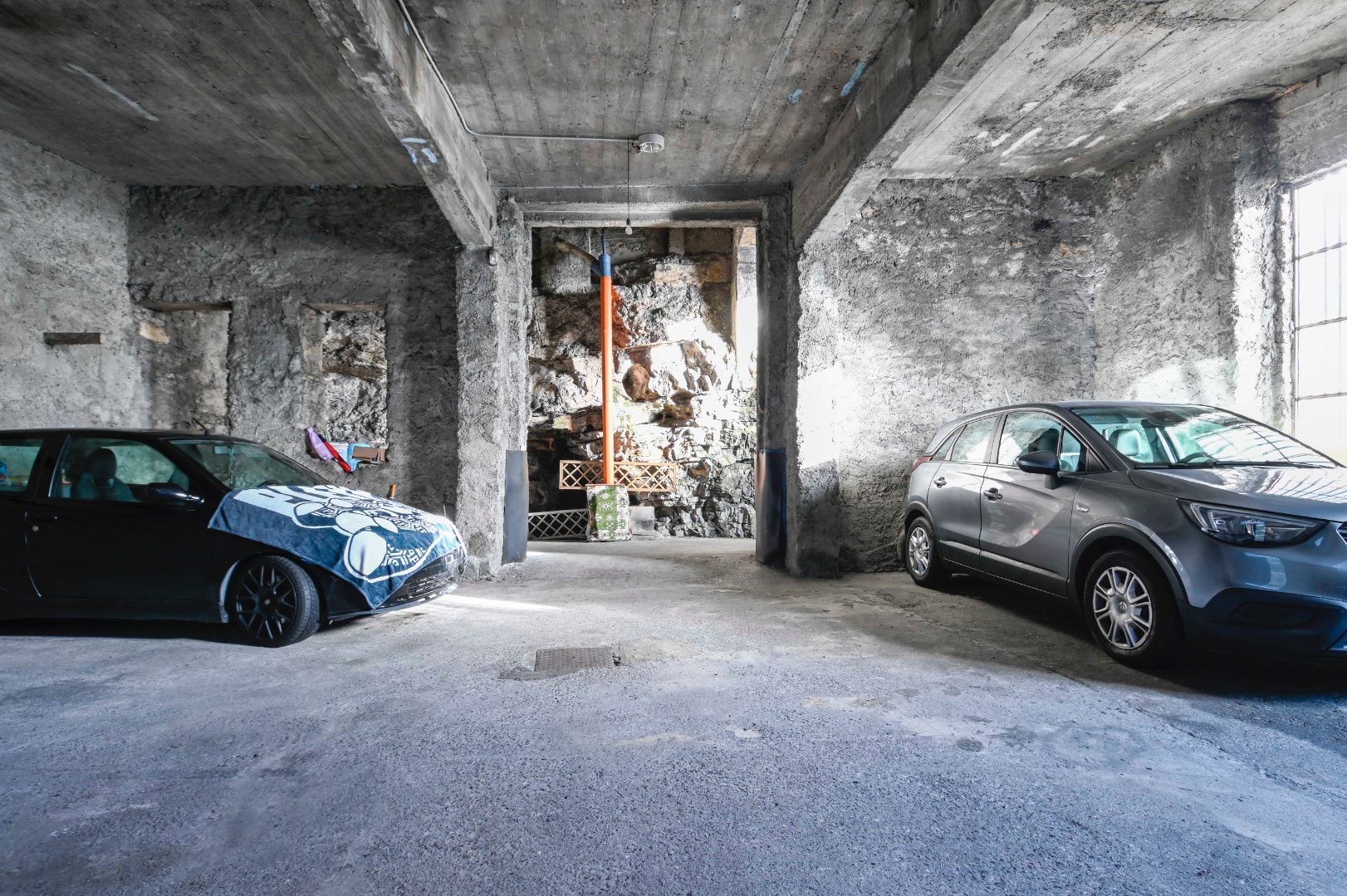 Magazzino in vendita a Gazzaniga