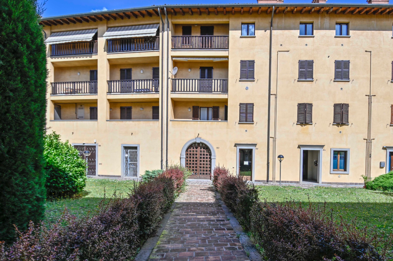 Negozio in affitto a Albino