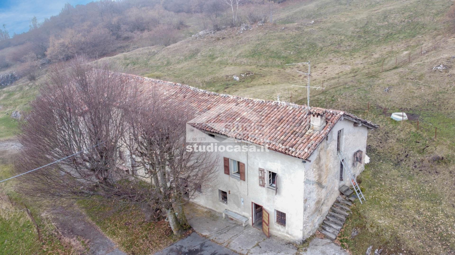 Cascina in vendita a Selvino