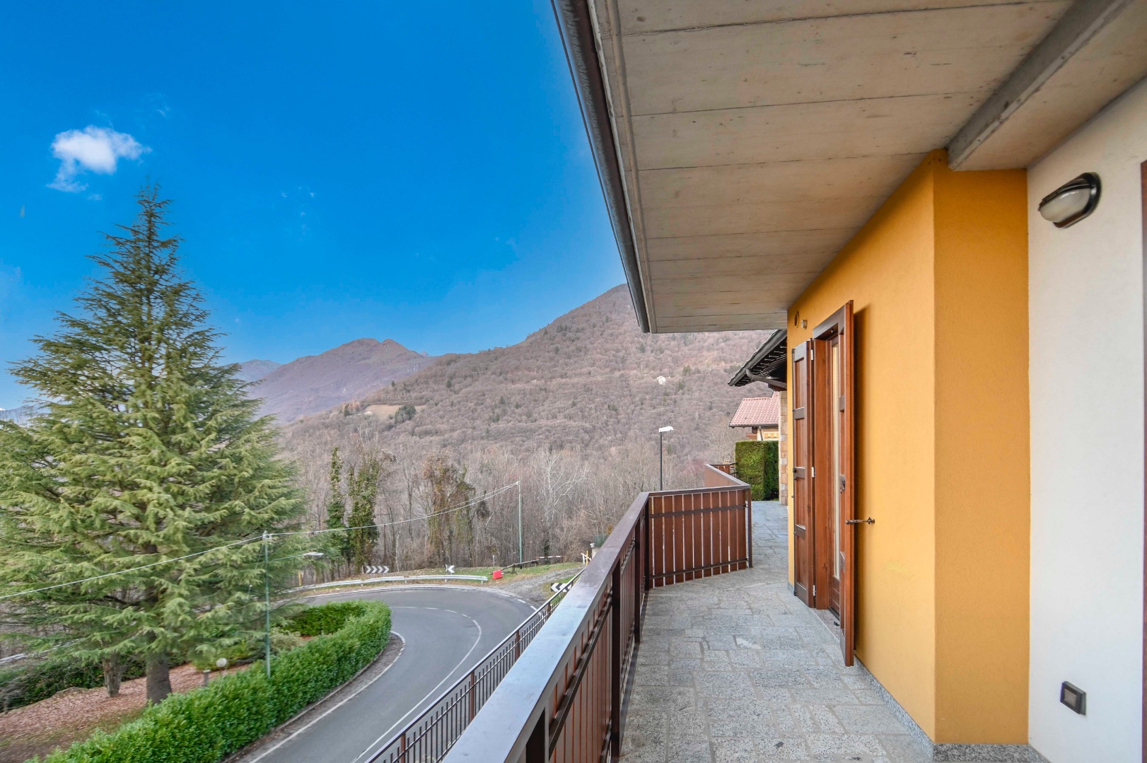 Appartamento in vendita a Selvino