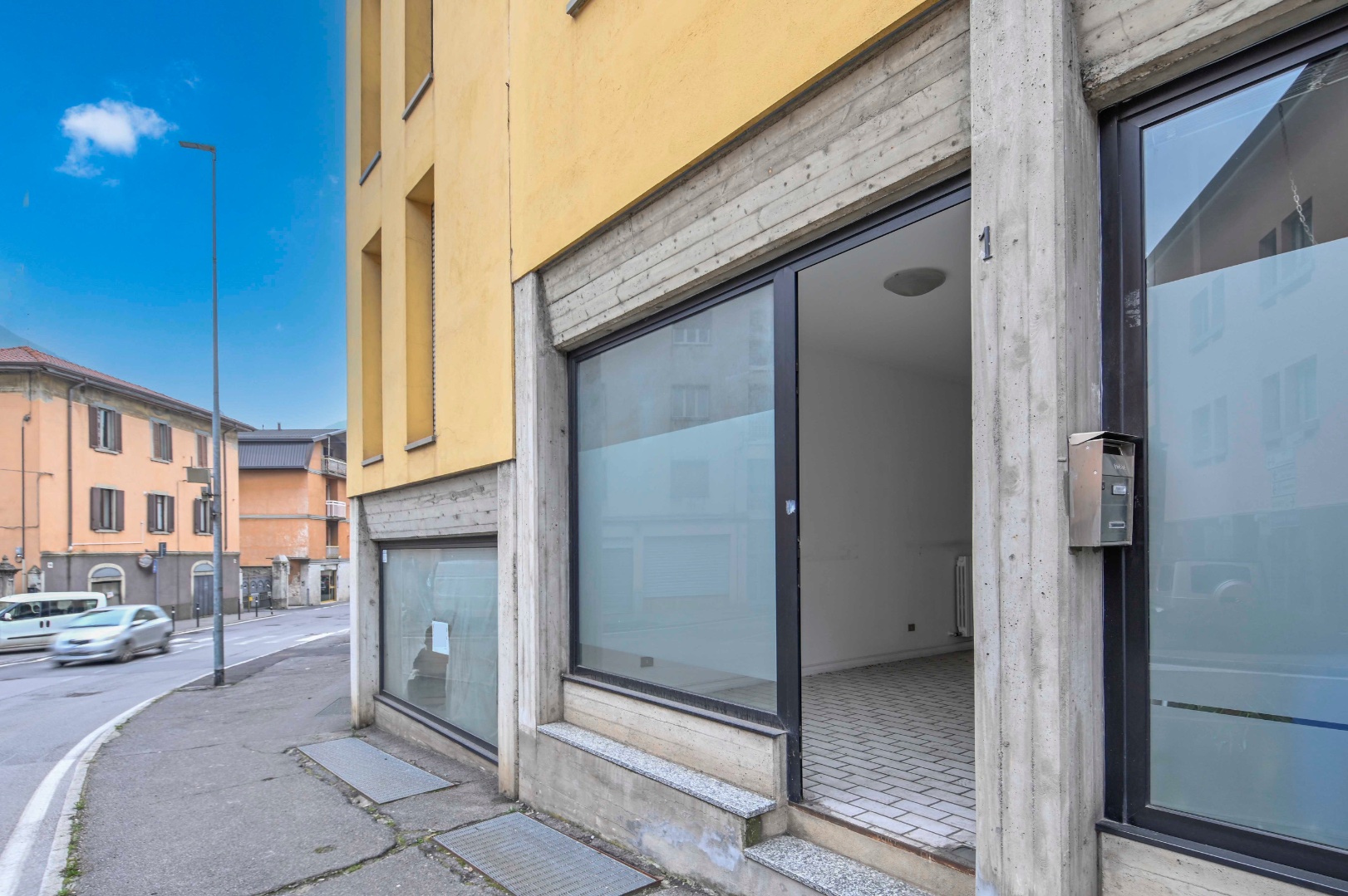 Negozio in vendita a Sant