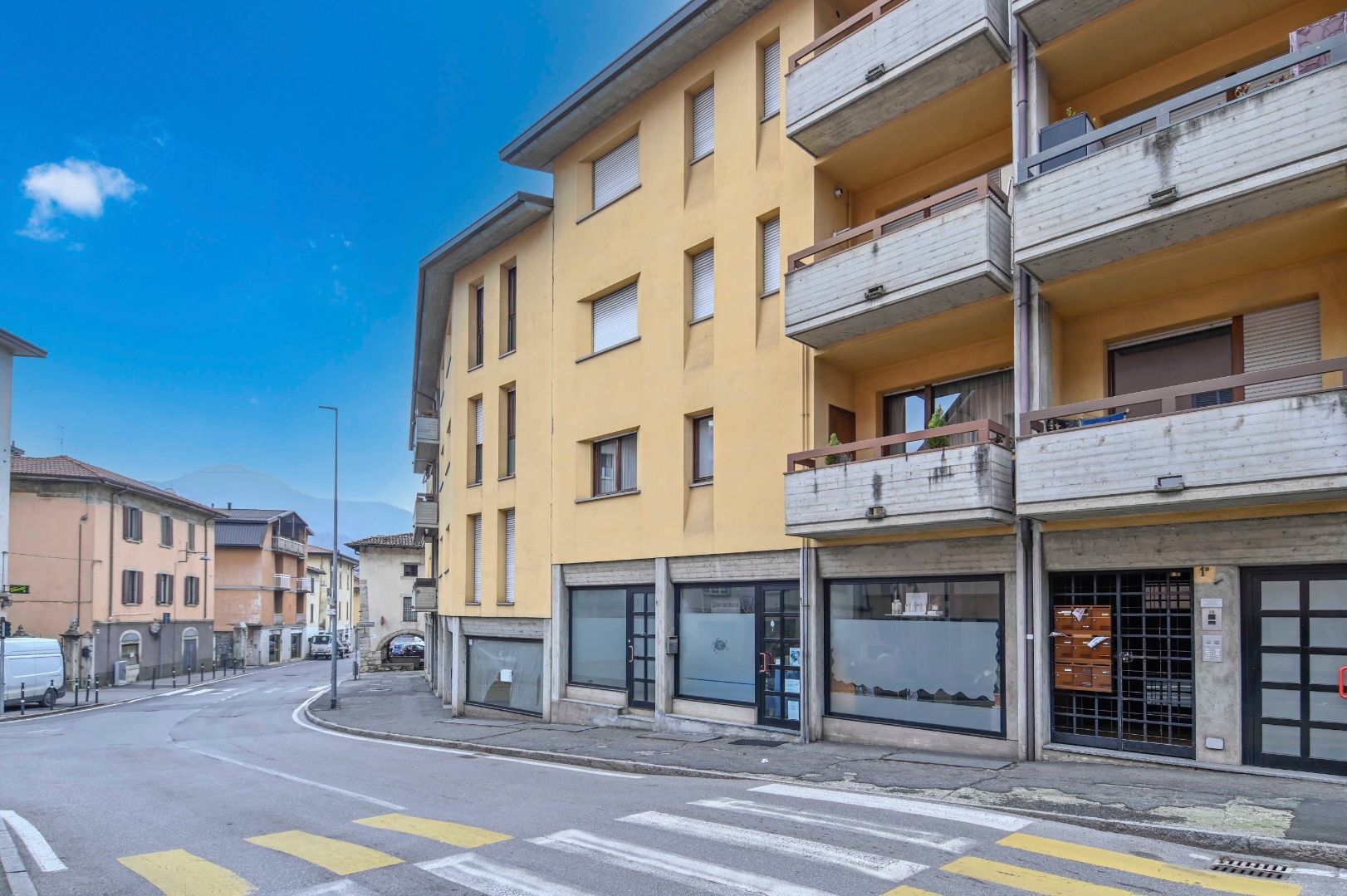 Negozio in vendita a Sant