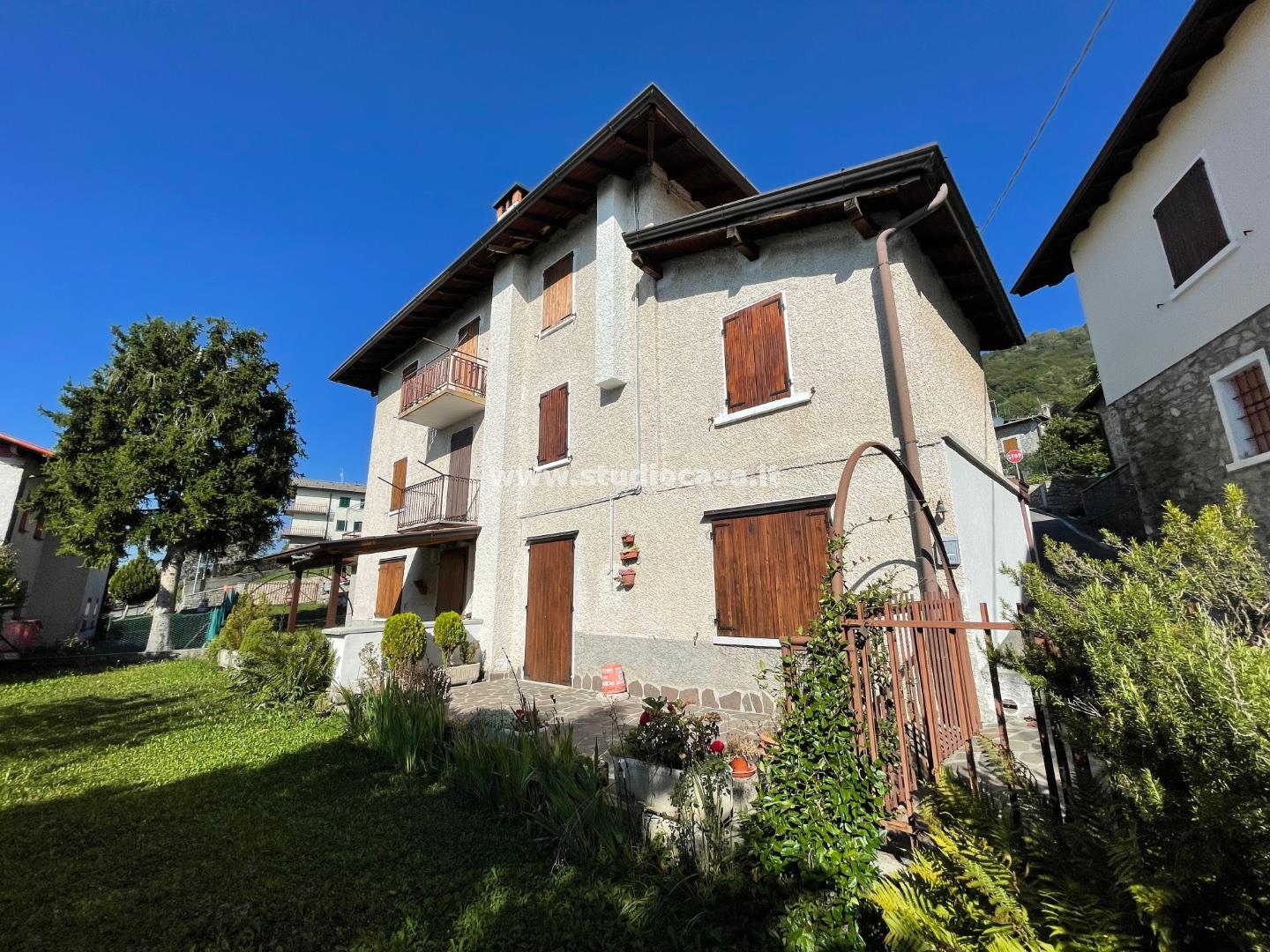 Appartamento in vendita a Aviatico