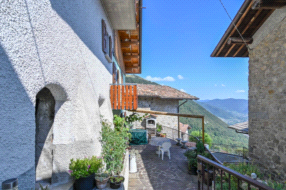Casa Unifamiliare in vendita a Aviatico