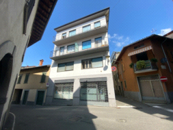 Appartamento in vendita a Gandino