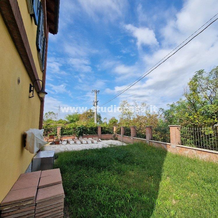 Villa Unifamiliare in vendita a Comazzo