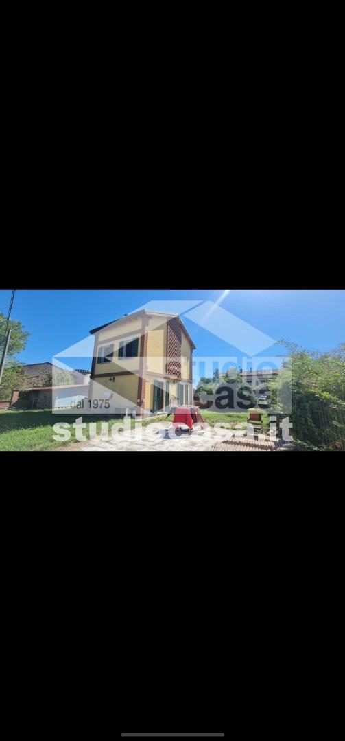 Villa Unifamiliare in vendita a Comazzo