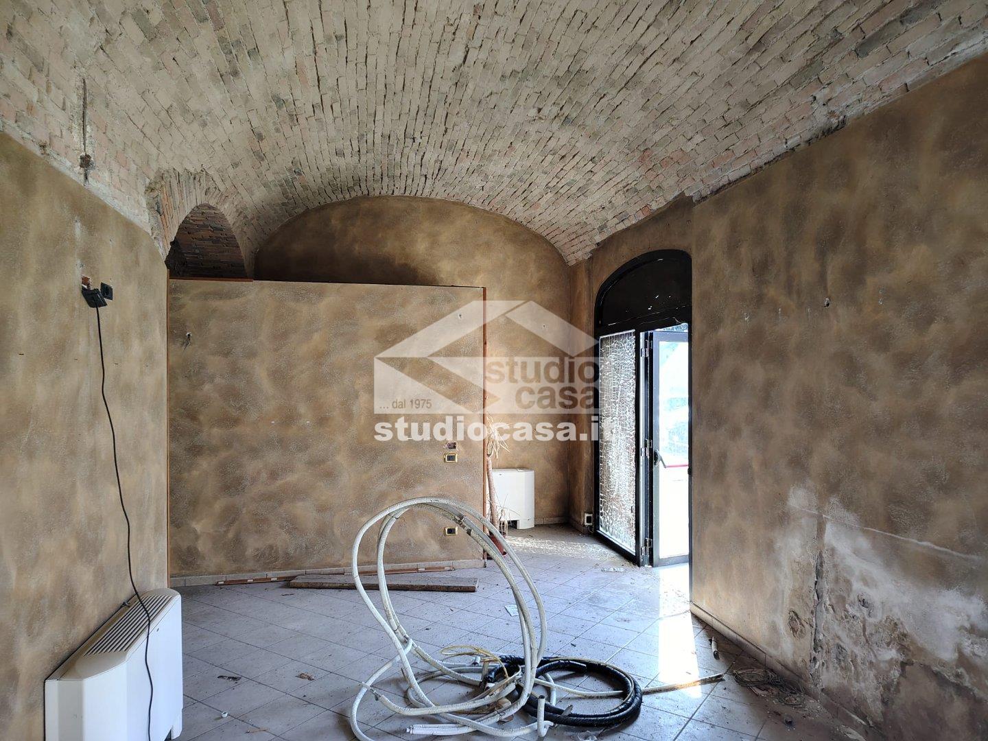 Negozio in vendita a Truccazzano