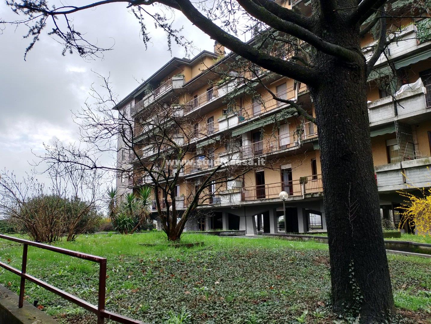 Box / Autorimessa in vendita a Melzo