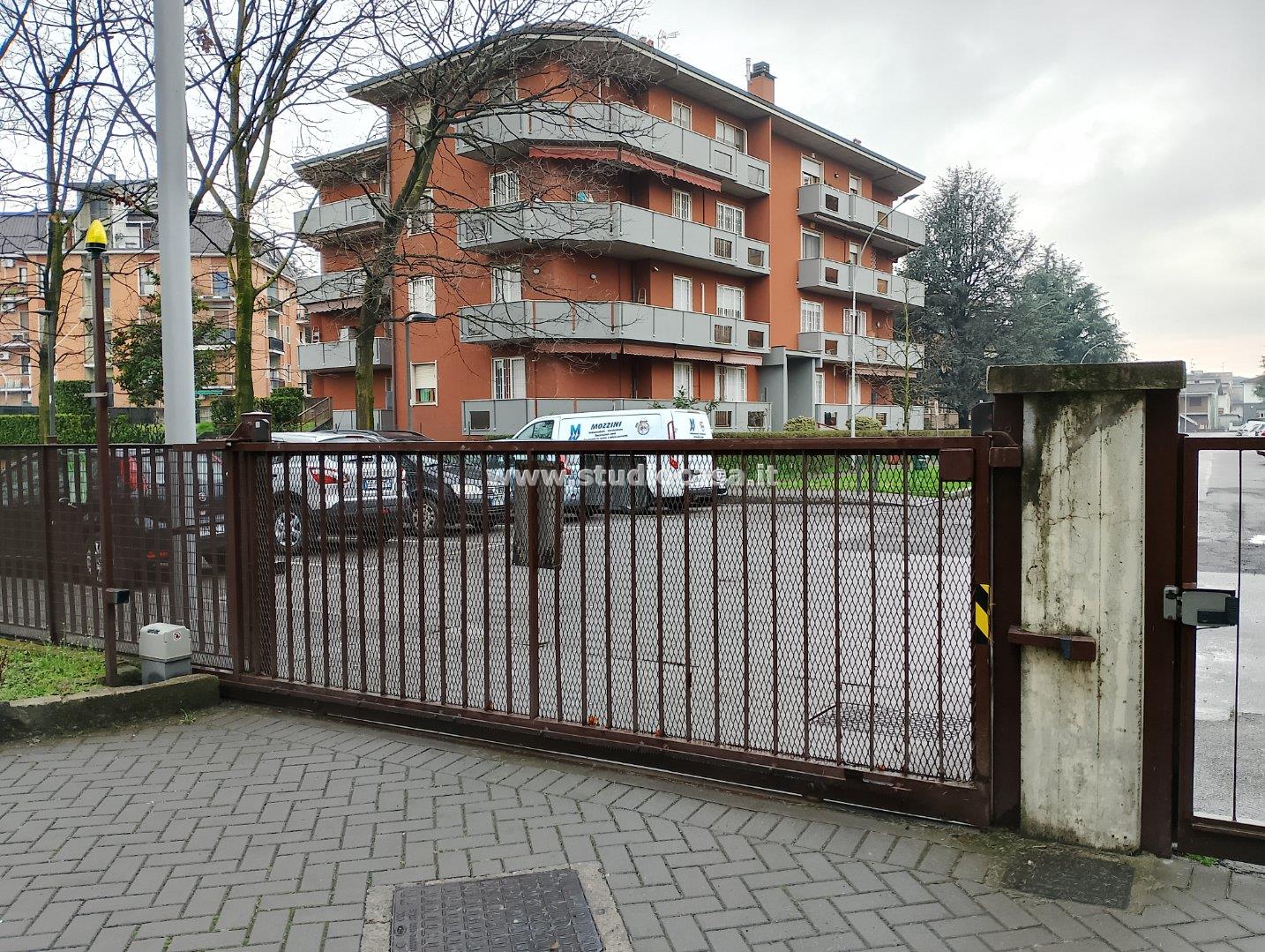 Box / Autorimessa in vendita a Melzo