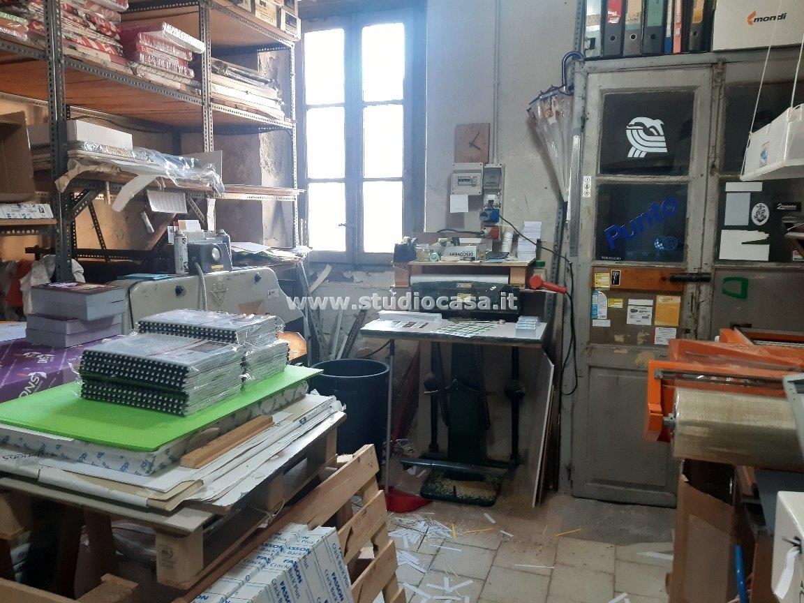 Negozio in vendita a Pioltello