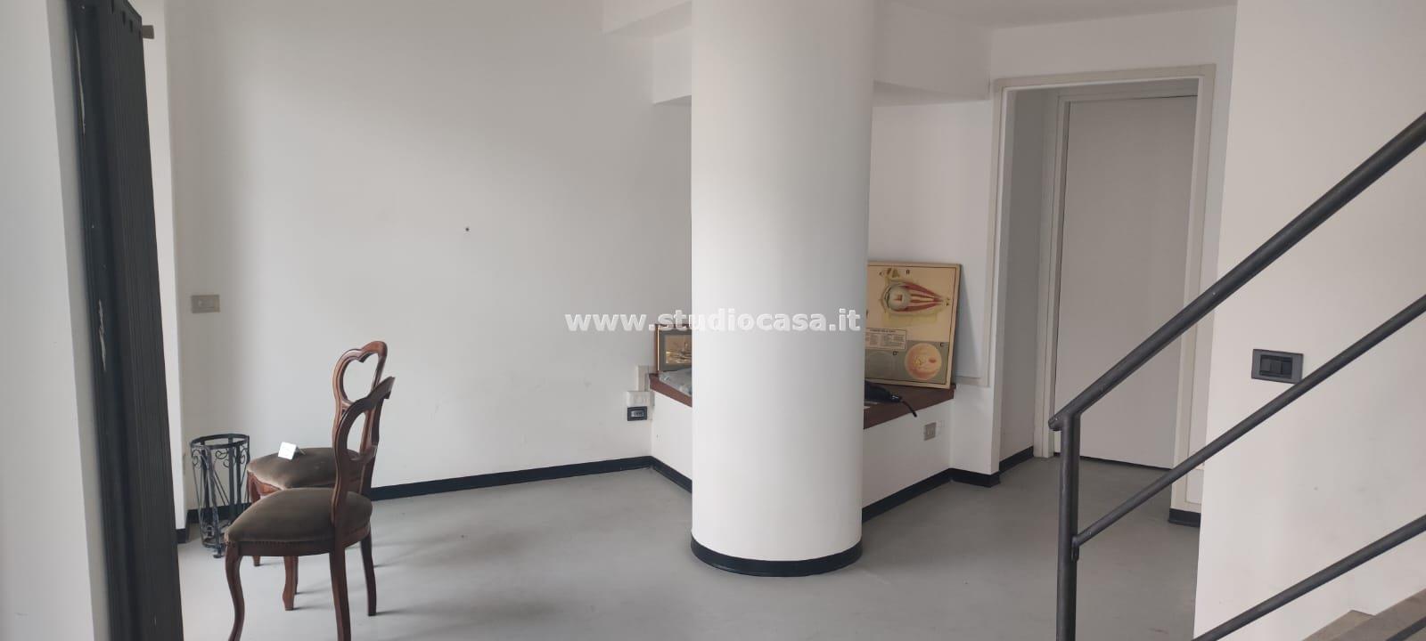 Negozio in vendita a Melzo