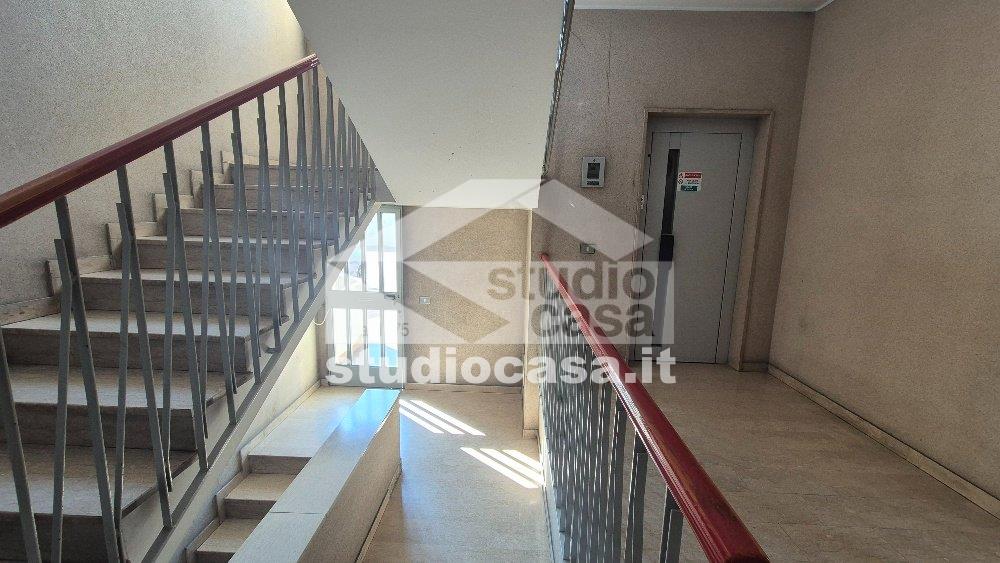 Magazzino in vendita a Inzago