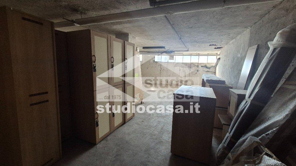 Magazzino in vendita a Inzago