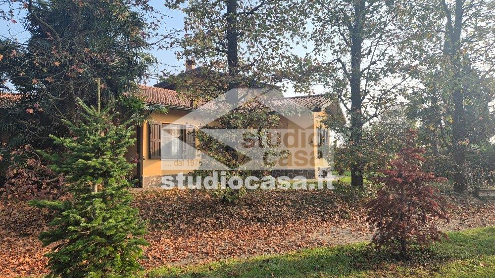 Casa Rustica in vendita a Settala