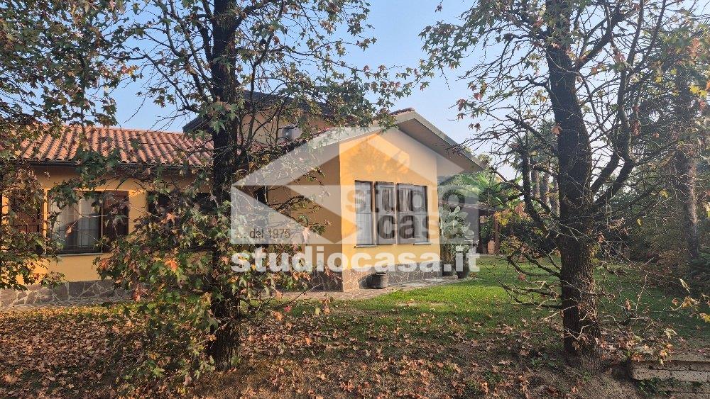 Casa Rustica in vendita a Settala