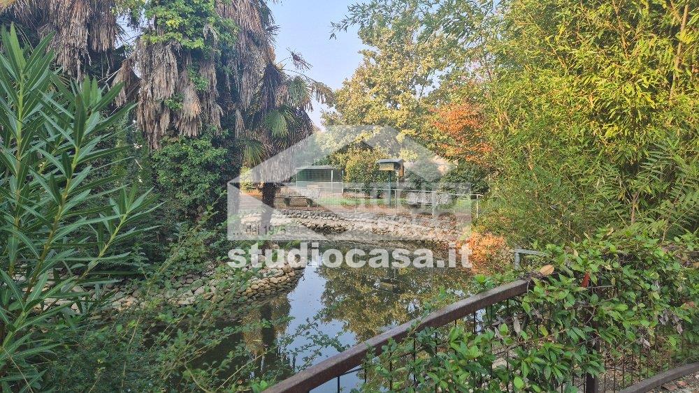 Casa Rustica in vendita a Settala