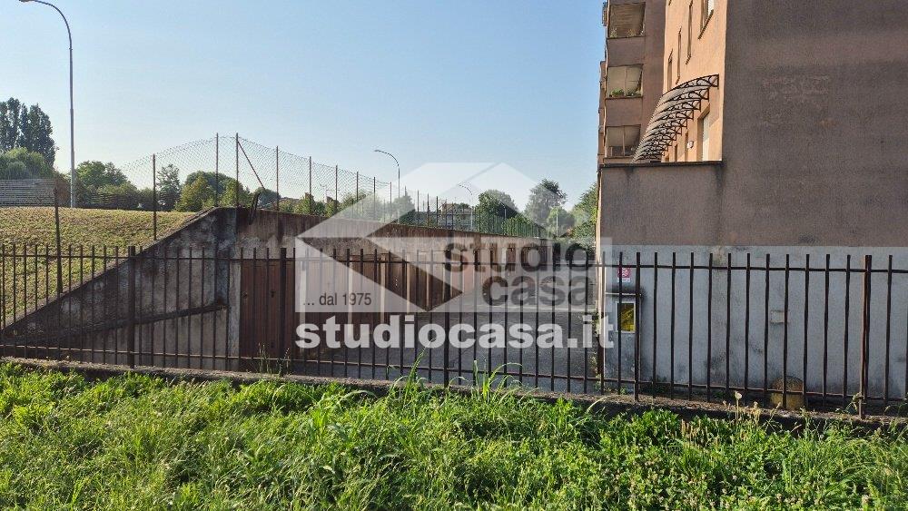 Box / Autorimessa in vendita a Liscate