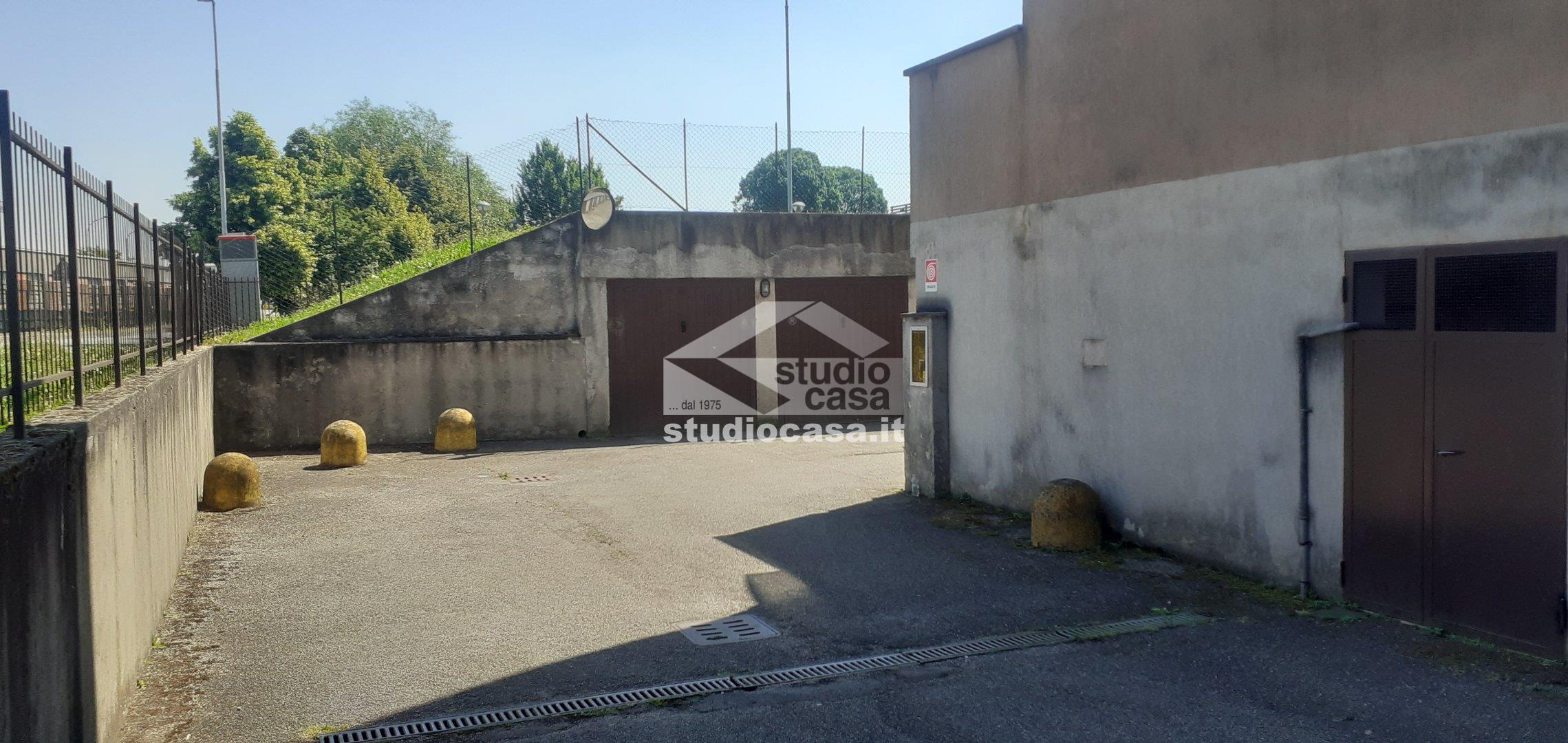 Box / Autorimessa in vendita a Liscate