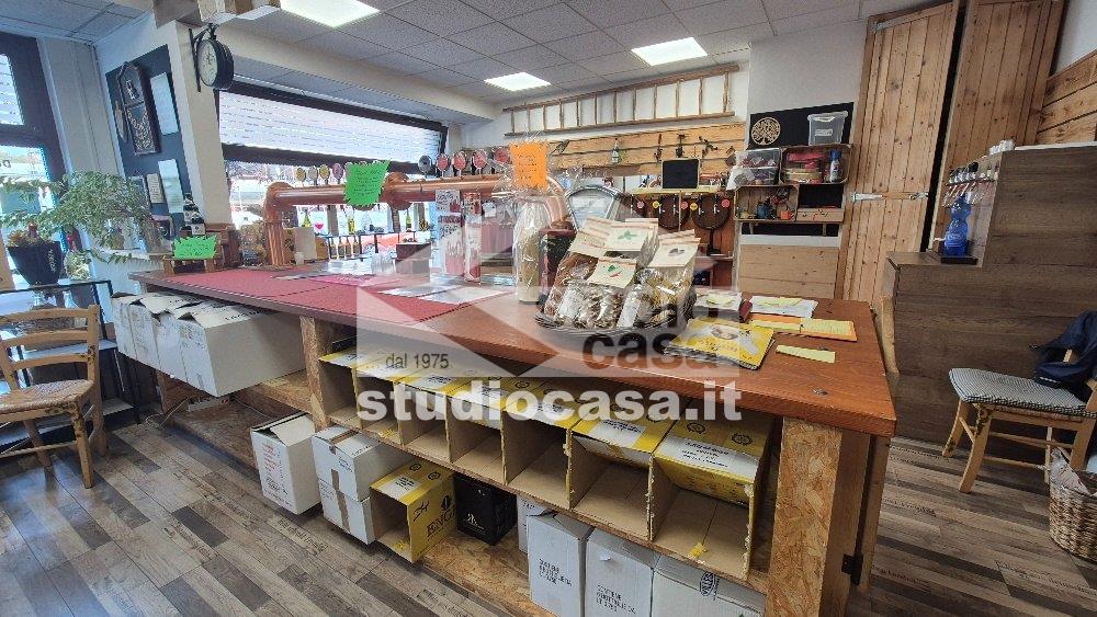 Minimarket in vendita a Melzo