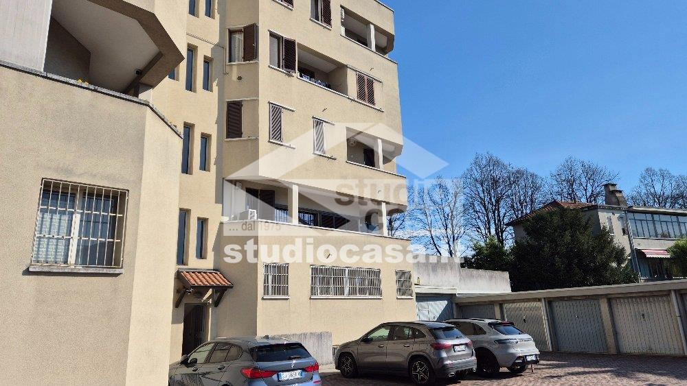 Magazzino in vendita a Inzago