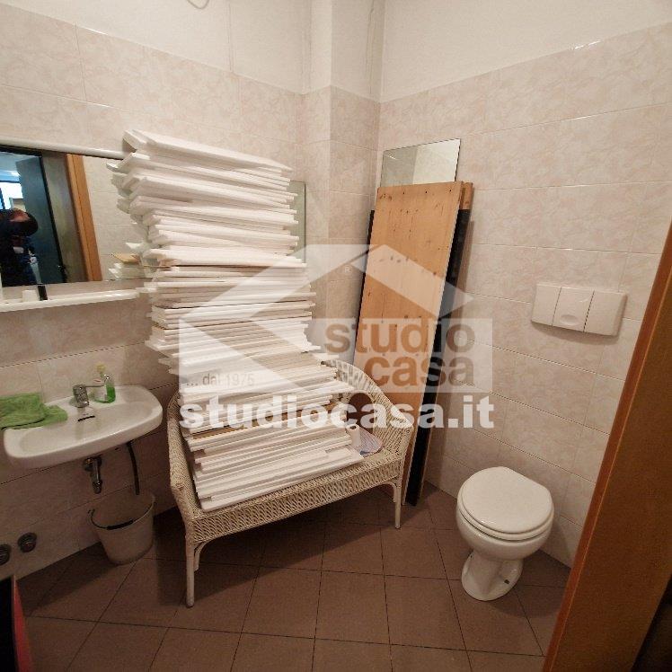 Negozio in vendita a Melzo