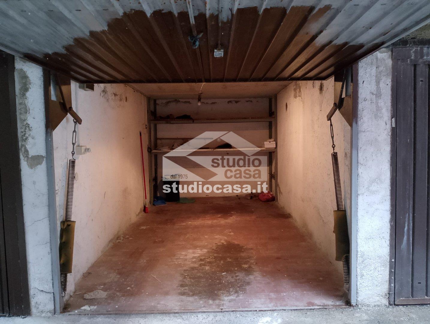 Box / Autorimessa in vendita a Melzo