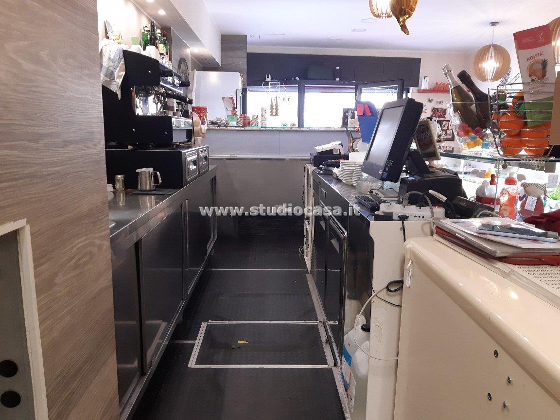 Pasticceria in vendita a Pozzuolo Martesana