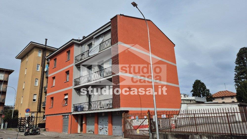 Box / Autorimessa in vendita a Pioltello