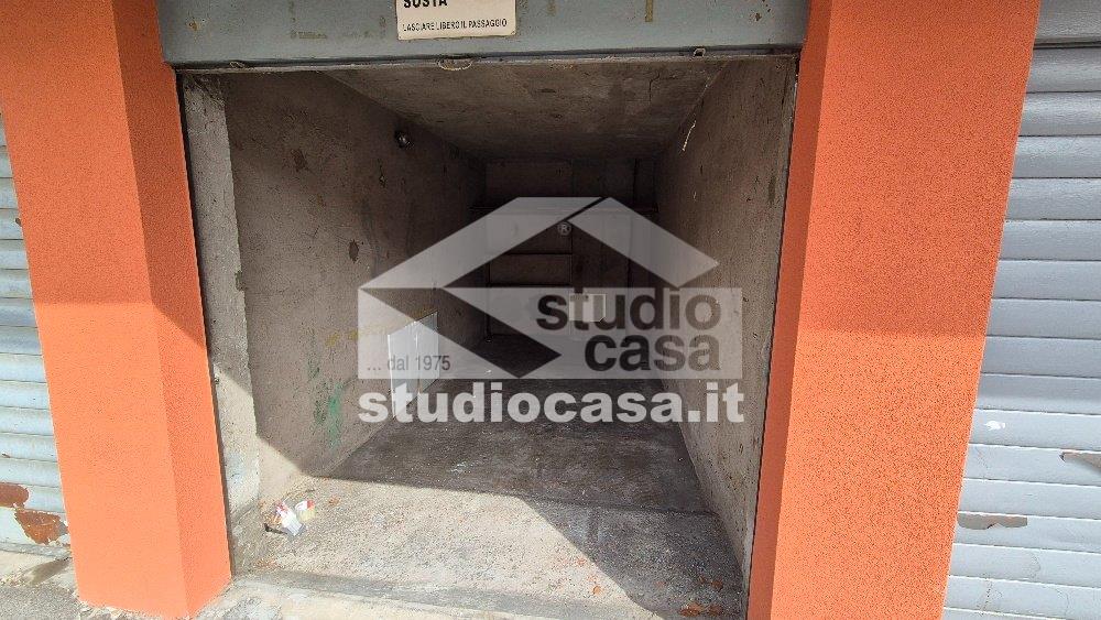 Box / Autorimessa in vendita a Pioltello