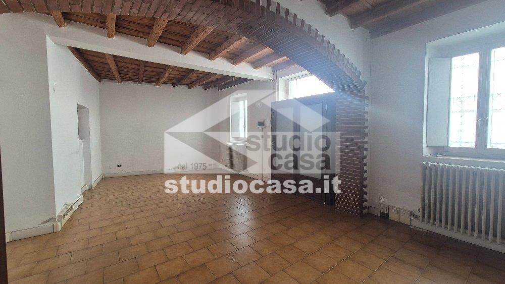 Studio in affitto a Rivolta d