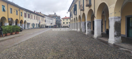 Negozio in vendita a Melzo