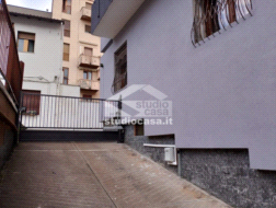 Box / Autorimessa in vendita a Melzo