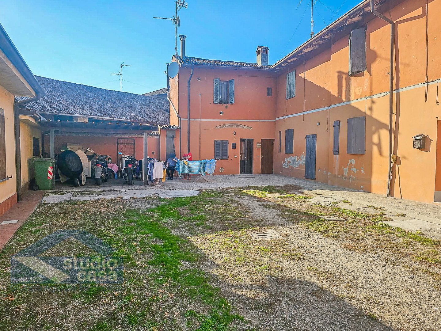 Stabile in vendita a Corte Palasio