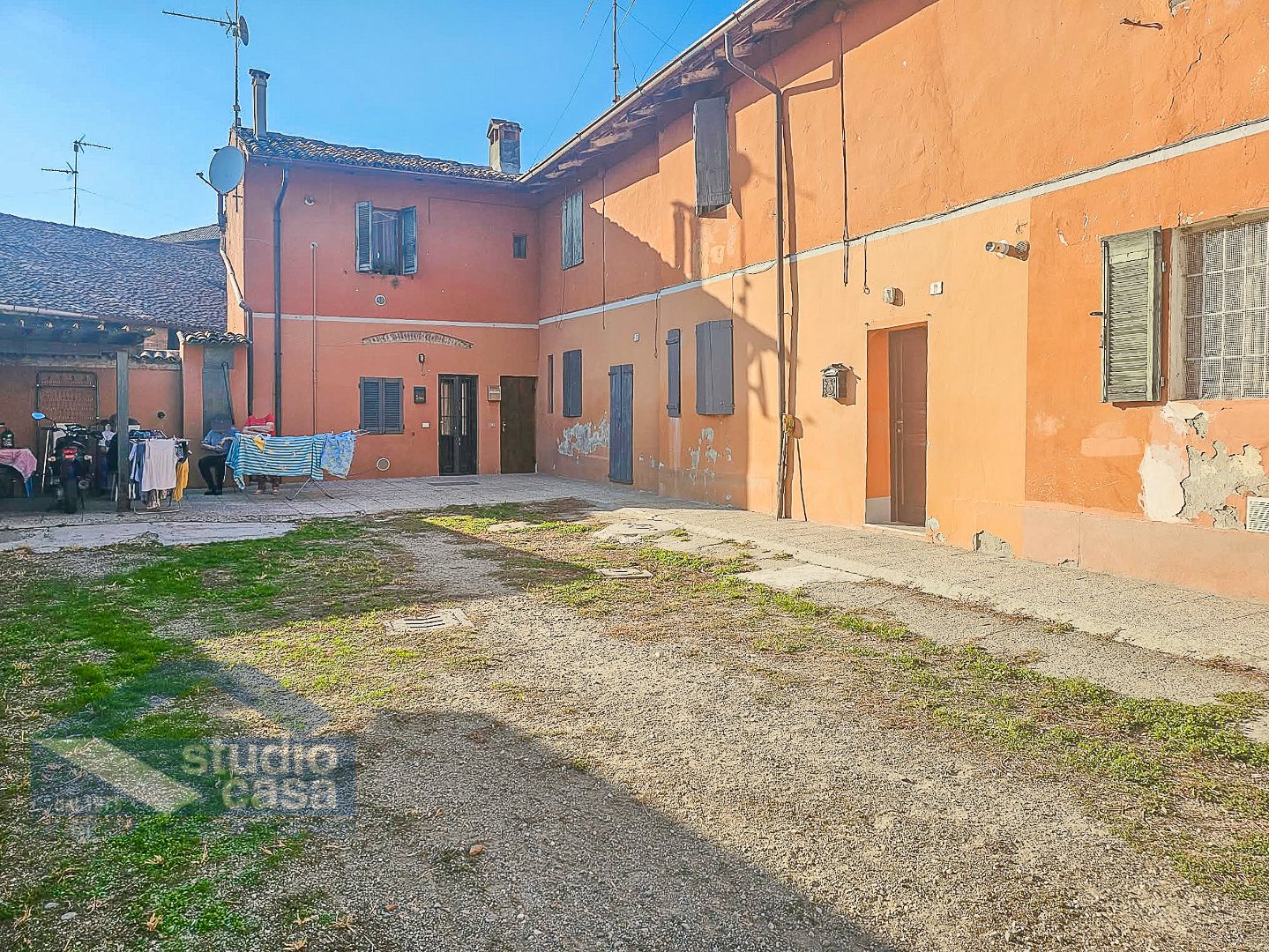 Stabile in vendita a Corte Palasio
