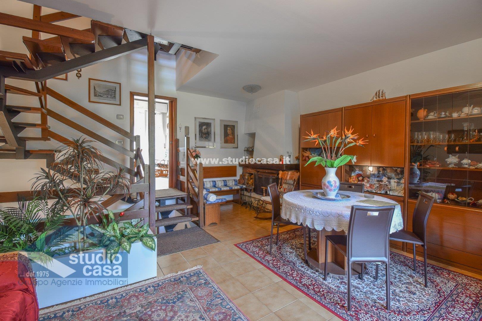 Villa a schiera in vendita a Lodi