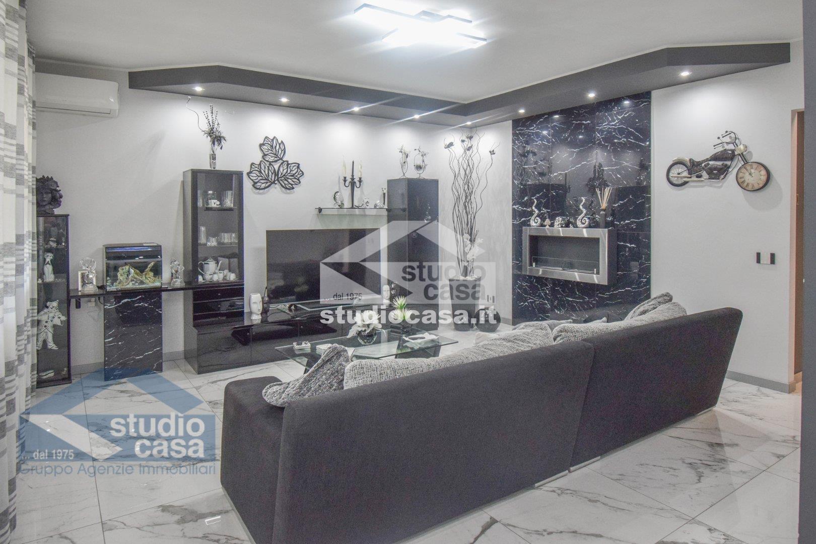 Villa a schiera in vendita a Lodi