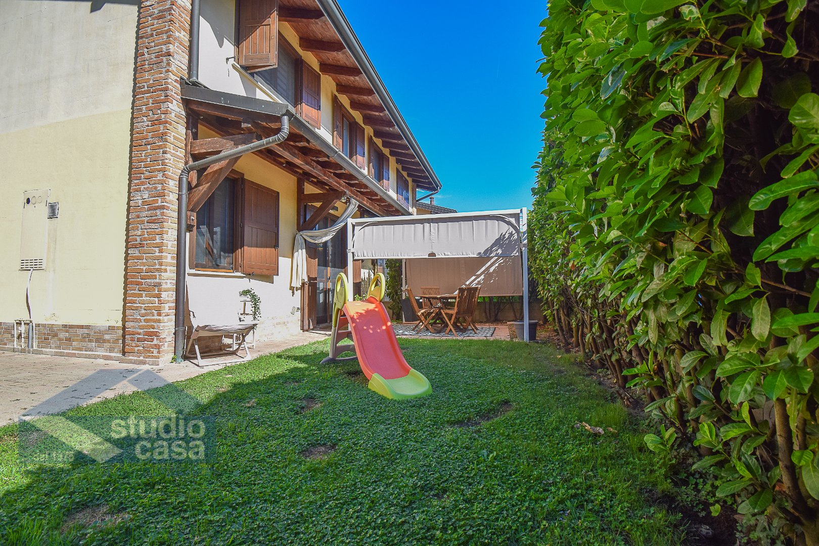 Villa a schiera di testa in vendita a Cornegliano Laudense