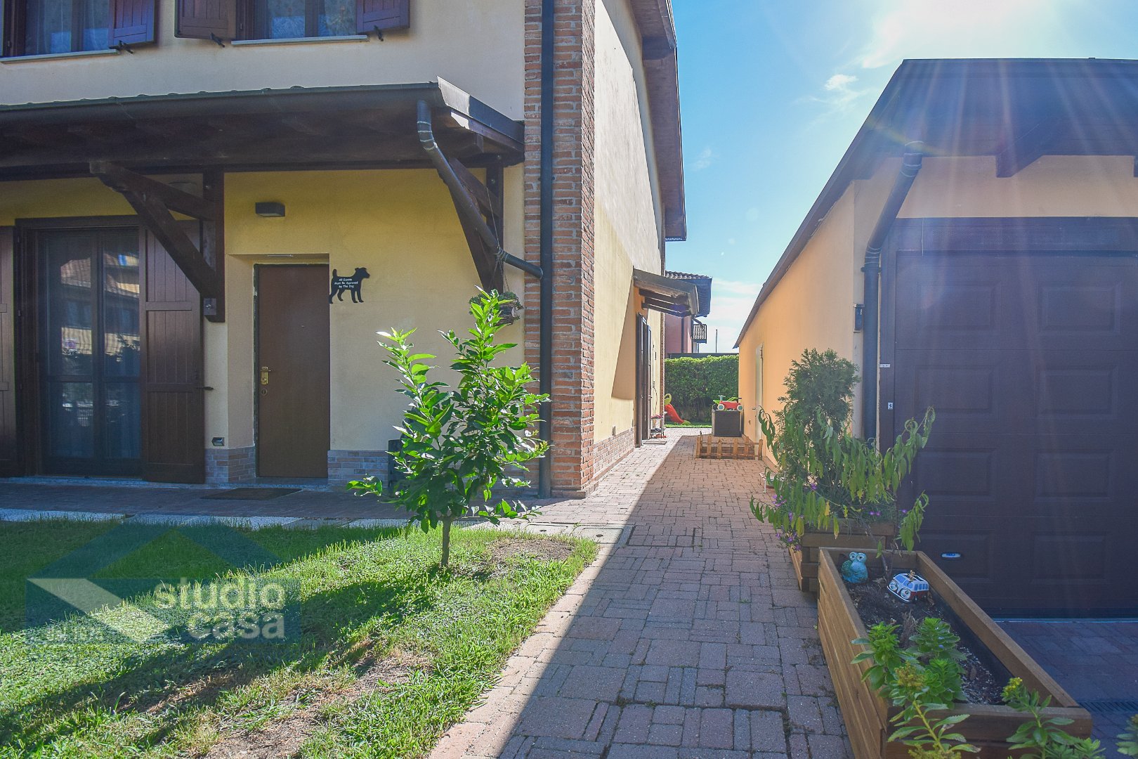 Villa a schiera di testa in vendita a Cornegliano Laudense